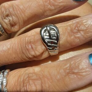 NEW GENUINE SOLID STERLING SILVER BUCKLE RING Size 7 RHODIUM